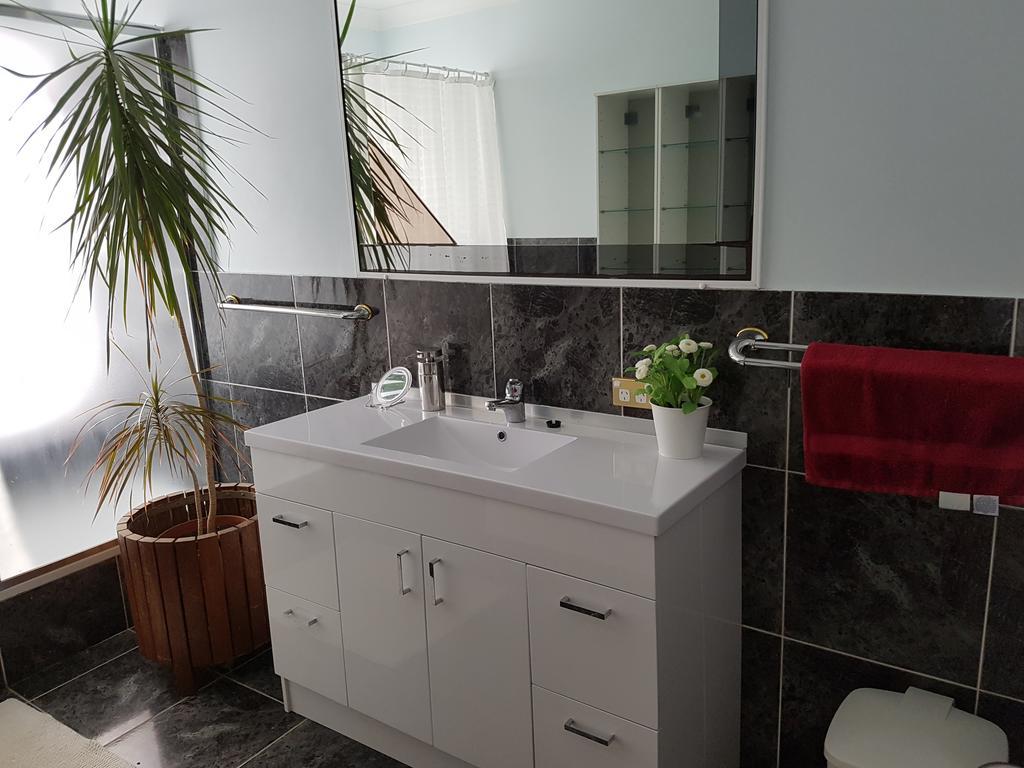 Ocean Reef Homestay Perth Bagian luar foto