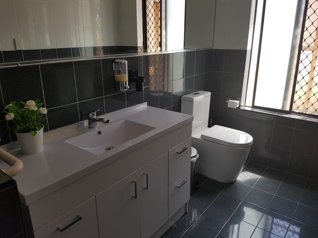Ocean Reef Homestay Perth Bagian luar foto