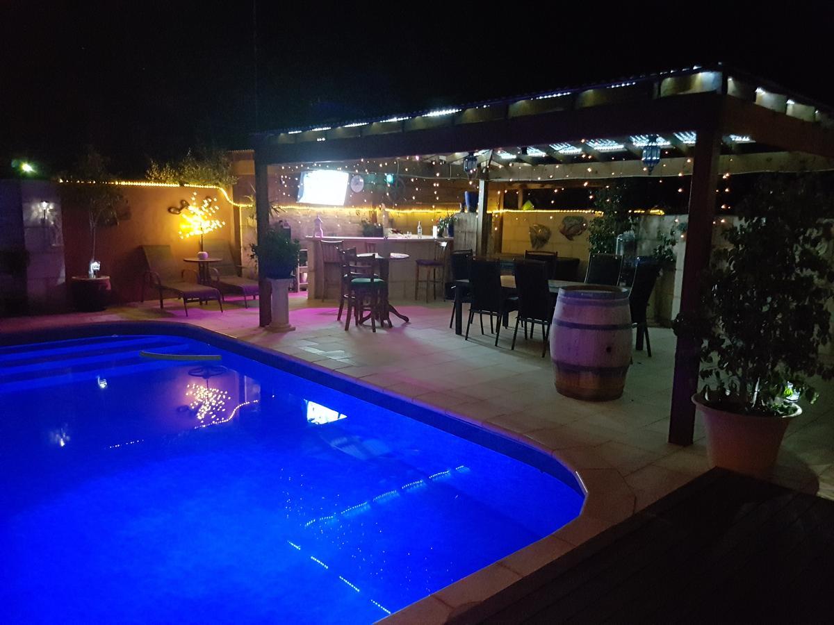 Ocean Reef Homestay Perth Bagian luar foto